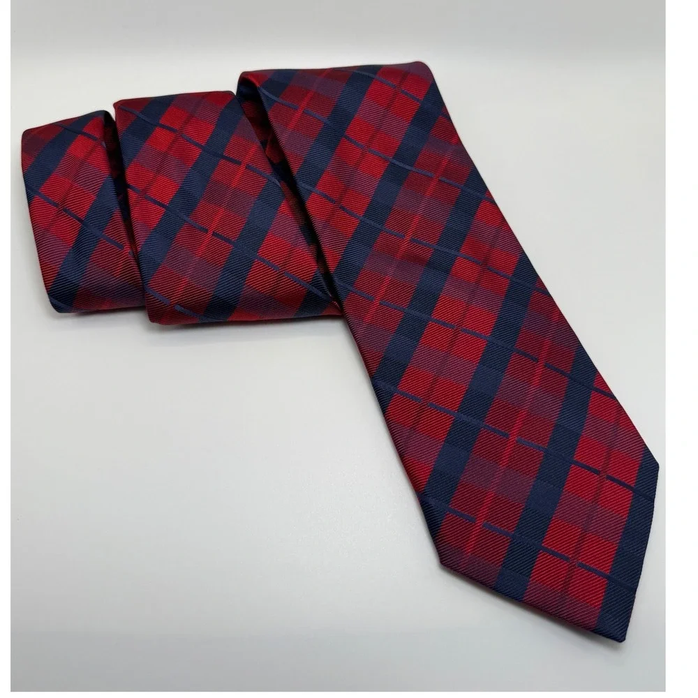 Breuer Plaid Silk Necktie One Size Red Navy Blue Preppy Classic Professional